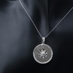 عقد فضة عيار 925